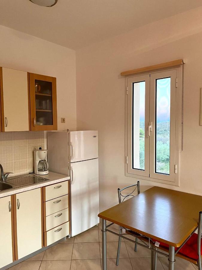 Emmanouil Apartman Kalamos  Kültér fotó