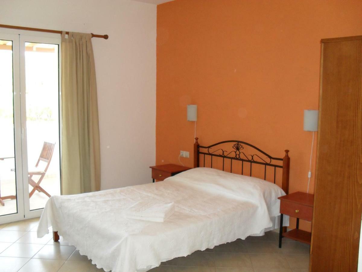 Emmanouil Apartman Kalamos  Kültér fotó